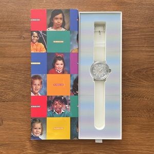 Shinola Middle Child watch. Unisex. 43mm.